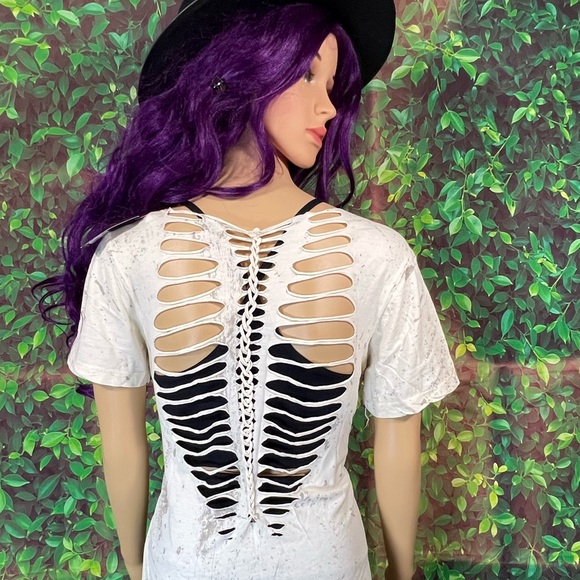 Affliction Women’s T-Shirt - Picture 10 of 12